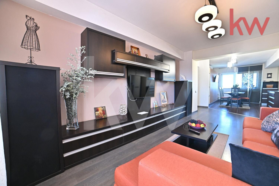 Apartament de Vanzare, Suprafata generoasa -  complet utilat/mobilat, Rovine