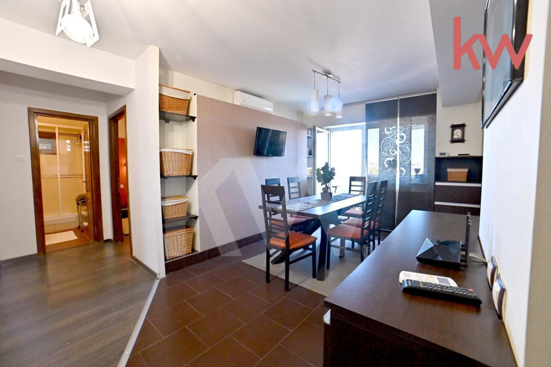 Apartament de Vanzare, Suprafata generoasa -  complet utilat/mobilat, Rovine