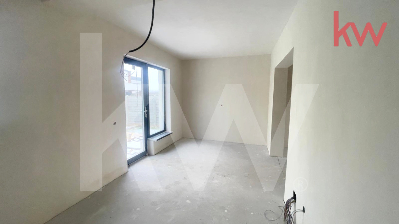 Casa tip duplex, Carcea, toate utilitatile la alb