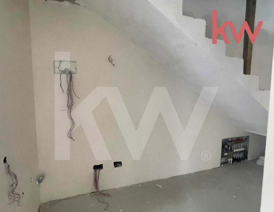 Casa tip duplex, Carcea, toate utilitatile la alb