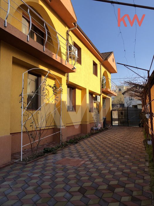 Casă de Lux lângă Grădina Botanică