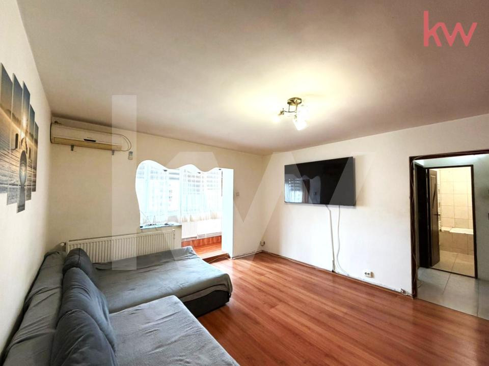 Apartament 2 camere semidecomandate – Craiovița Nouă, zonă excelentă