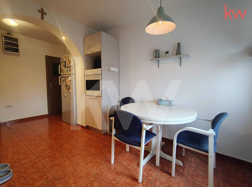 Apartament generos 3 camere, 1 Mai