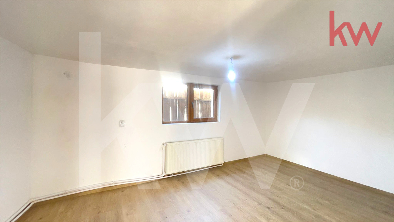 CASA DE VANZARE LA PRET DE APARTAMENT...