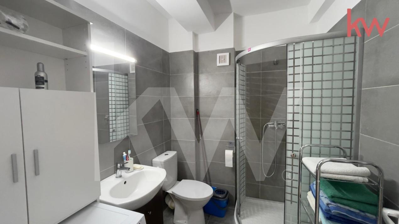 APARTAMENT 2 CAMERE - TRANSFORMAT IN 2 LOCUINTE INDEPENDENTE