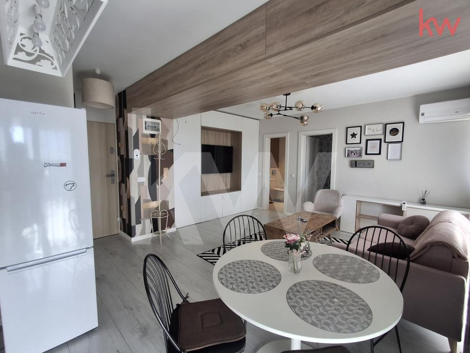 Apartament cu 2 camere de închiriat în zona Promenada Mall