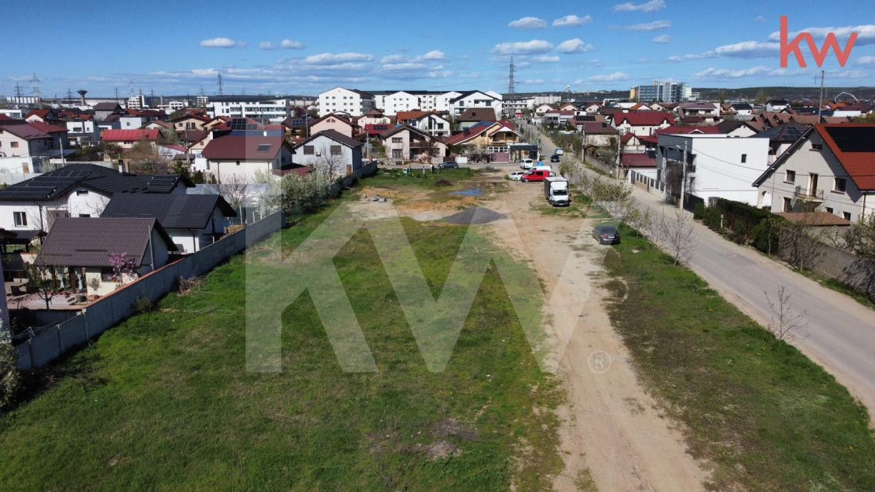 Teren intravilan premium, suprafata generoasa-ZONA DAMILA