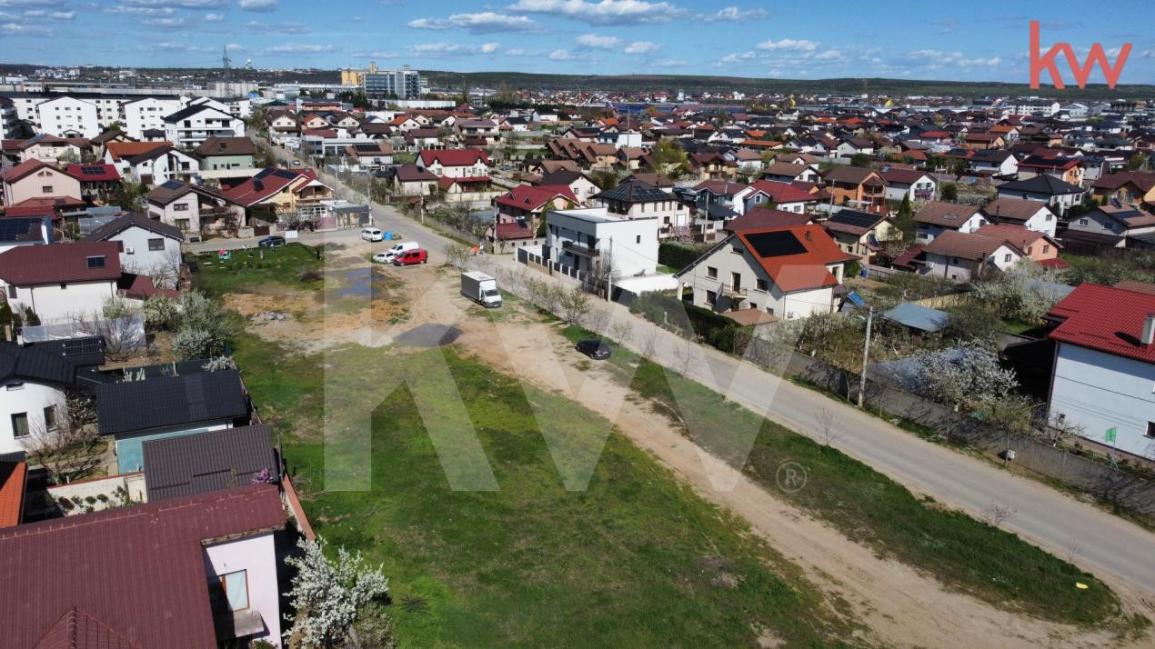 Teren intravilan premium, suprafata generoasa-ZONA DAMILA