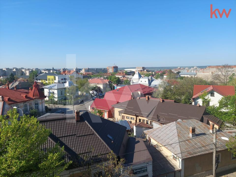 Garsonieră decomandată • spațioasă • aproape de Centru 