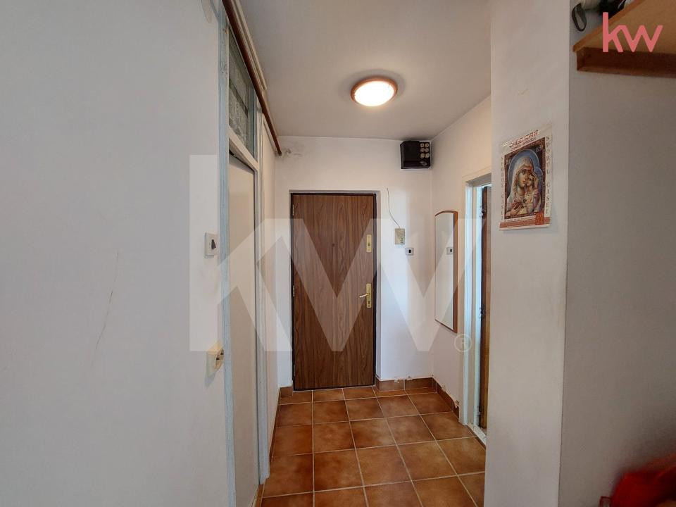 Garsonieră decomandată • spațioasă • aproape de Centru 