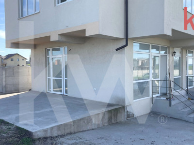 Spații comerciale de închiriat – poziție excelentă, vizibilitate mare!