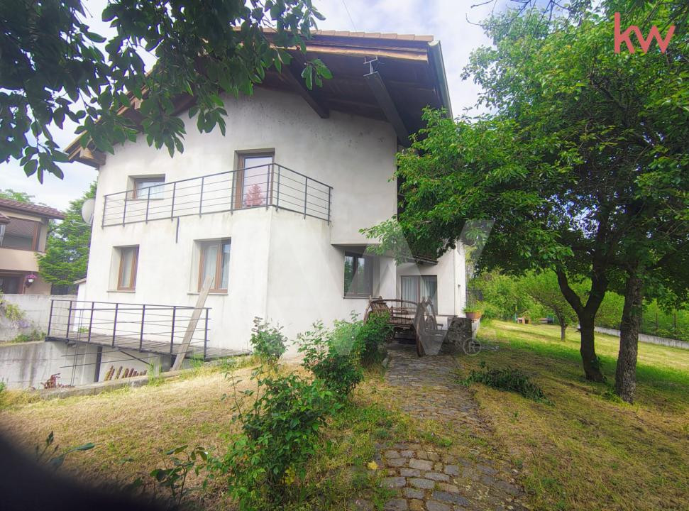 🏡 Casă spectaculoasă S+P+1 • piscină •zonă selectă cu vedere către pădure