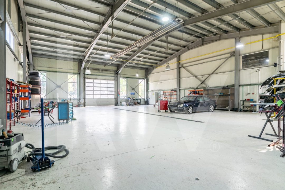 Showroom - Service auto cu structură metalică și dotări avansate 