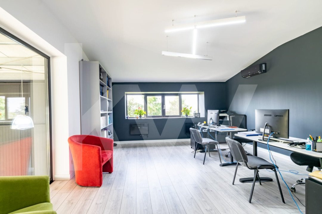 Showroom - Service auto cu structură metalică și dotări avansate 
