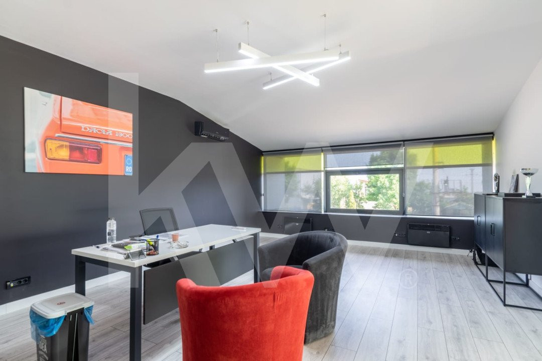Showroom - Service auto cu structură metalică și dotări avansate 