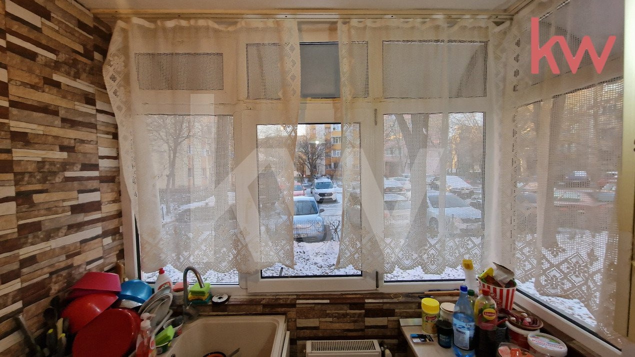 Apartament 2 camere decomandat Valea Rosie, centrala, mobilat