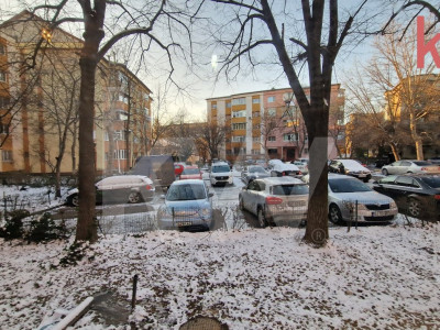 Apartament 2 camere decomandat Valea Rosie, centrala, mobilat