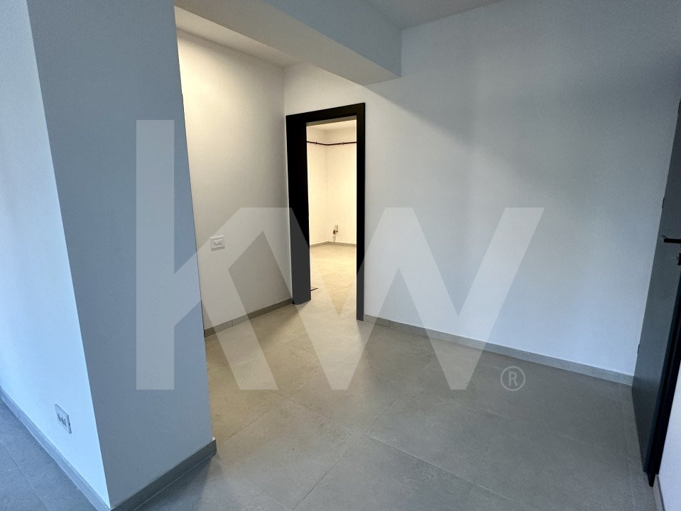 Spațiu stradal premium pretabil cabinet medical/birouri - zonă centrală