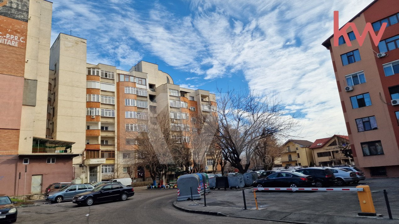 Apartament 2 camere, luminos, priveliste panoramica, cu lift