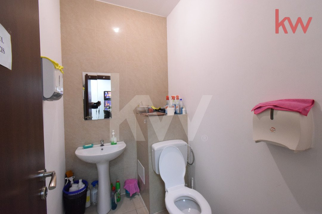 Spatiu comercial de inchiriat, Craiovita Noua, bine pozitionat