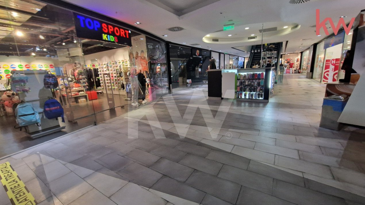 Spatii de inchiriat in complexul comercial Mercur la etajul 1