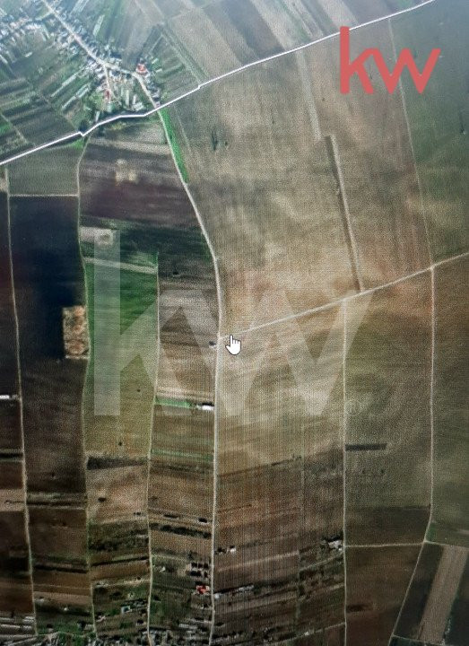 Teren intravilan , Isalnita ,pretabil constructii dezvoltatori , parcelabil 
