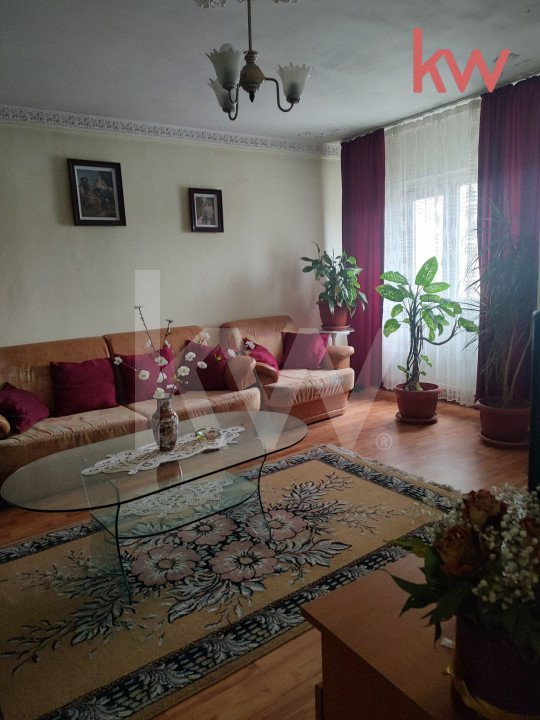 Apartament 1 mai , 3 camere 